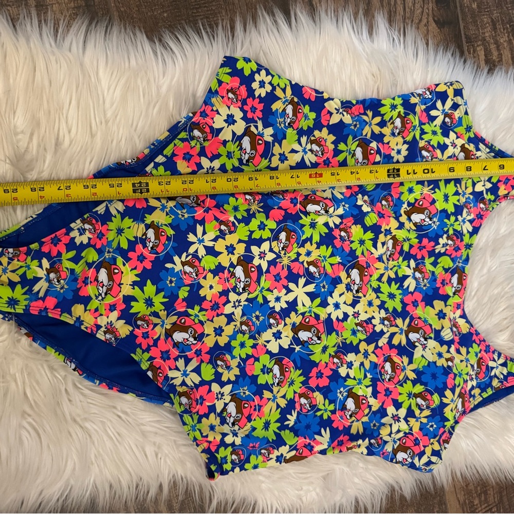 Buc-ee’s Size 2X‎ Blue Neon Floral Beaver Logo One Piece Swimsuit - Picture 5 of 10